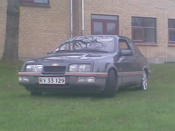 Ford SIERRA XR4I TURBO billede 1