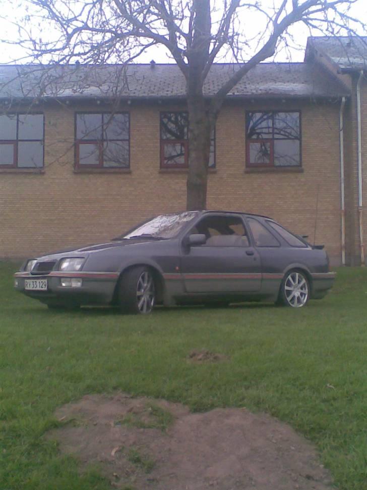 Ford SIERRA XR4I TURBO billede 2