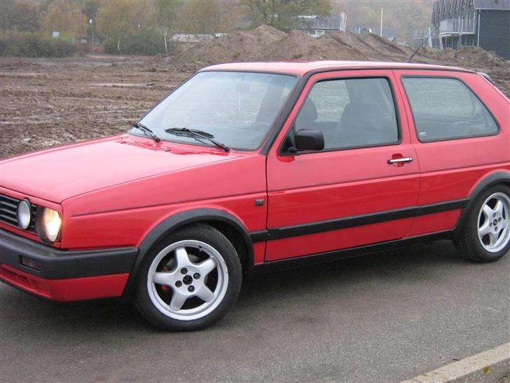 VW Golf II  1,6 D *SOLGT* billede 3
