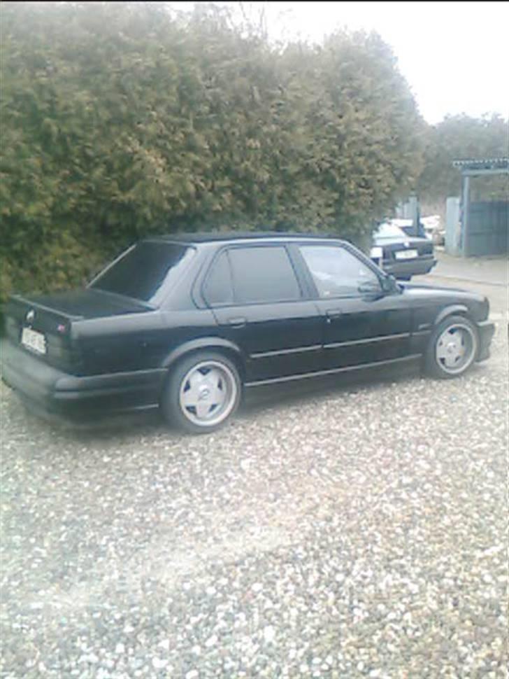 BMW E30 325i SOLGT billede 5