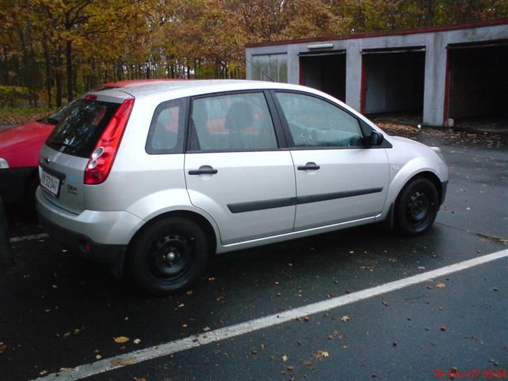 Ford Fiesta - Lige et lille et inden ruderne bliver tonet.. billede 9