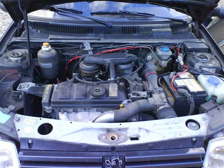 Peugeot 205    Solgt...... billede 2