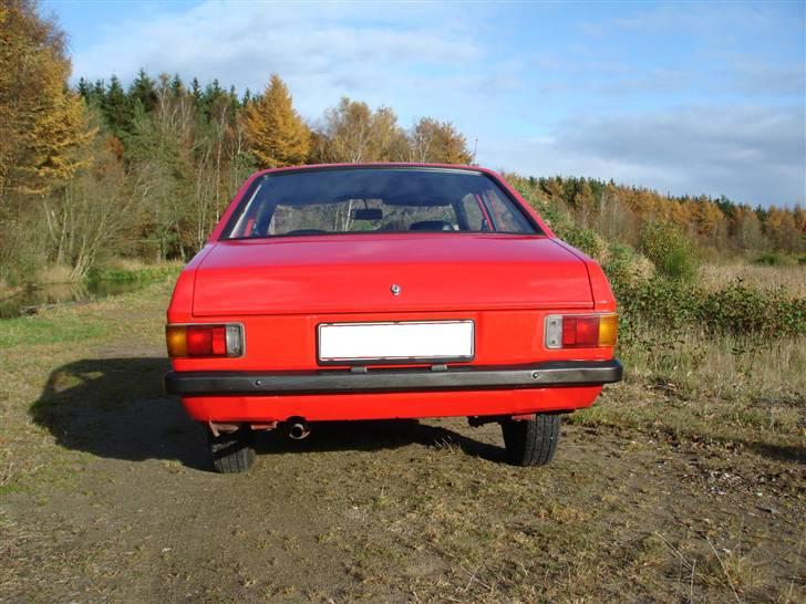 Ford Escort 1600 aut. (Solgt) billede 4