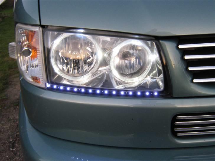 VW caravelle bus - billede af panel billede 5