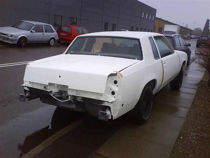 Oldsmobile Cutlass Calais - Næsten færdig, så skal den bare samles! billede 11