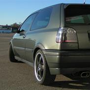 VW GOLF GTI "efterlyst"