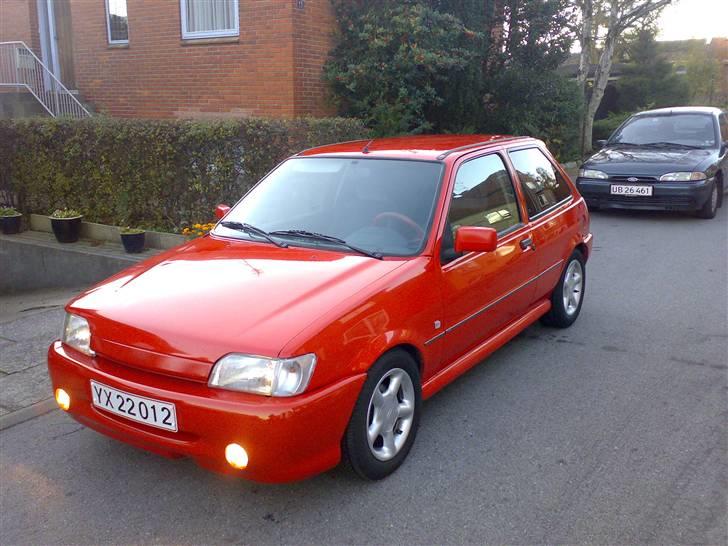 Ford fiesta 1,8 is byttet billede 10