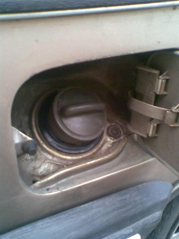 Ford Granada 2,3 - Min nye tankstuds - og stadig ingen rust... billede 8