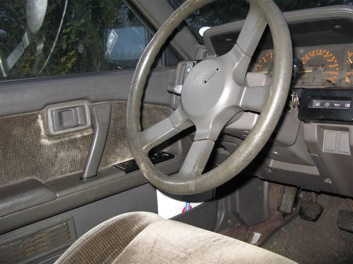 Nissan bluebird  billede 12