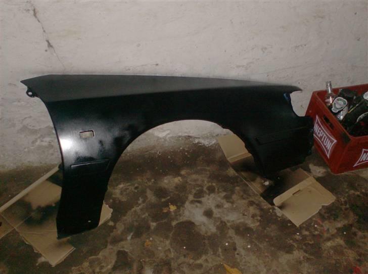 Toyota Celica 1,6 GT  SOLGT - Nymalet forskærm, passede ikk lige til bilen de var Blå :P  billede 11