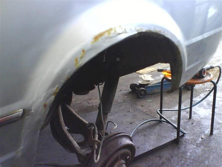 Ford Escort Mk4 HUGGET OP billede 4