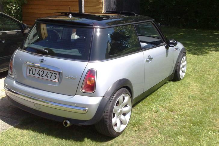 Mini Cooper - Den ligner en hund der skal pisse :-) billede 2