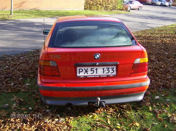 BMW 316 i compact " SOLGT" billede 8