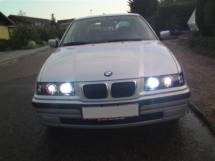 BMW E36 Compact solgt billede 8