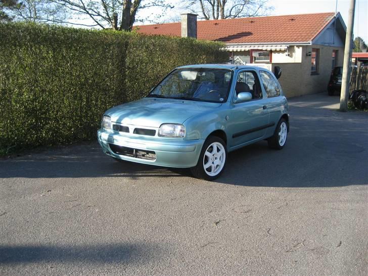 Nissan micra k11 1,0 solgt billede 4