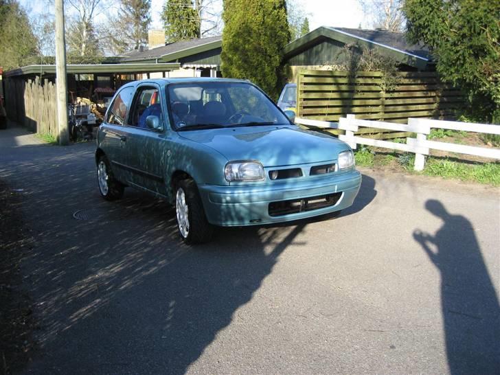 Nissan micra k11 1,0 solgt billede 5