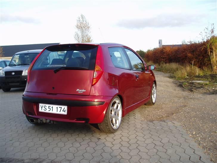 Fiat Punto 1.8 HGT - Solgt billede 2