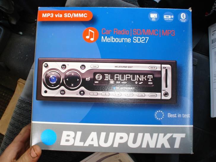 Toyota Kategorina 2000 GLI Solgt - Den nye radio, med SD kort i fronten. billede 3