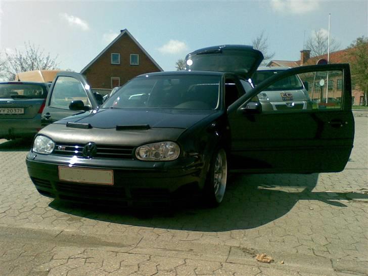 VW Golf 4 GTi 1.8 Turbo - Så blev den hoved rengjort igen :) billede 2