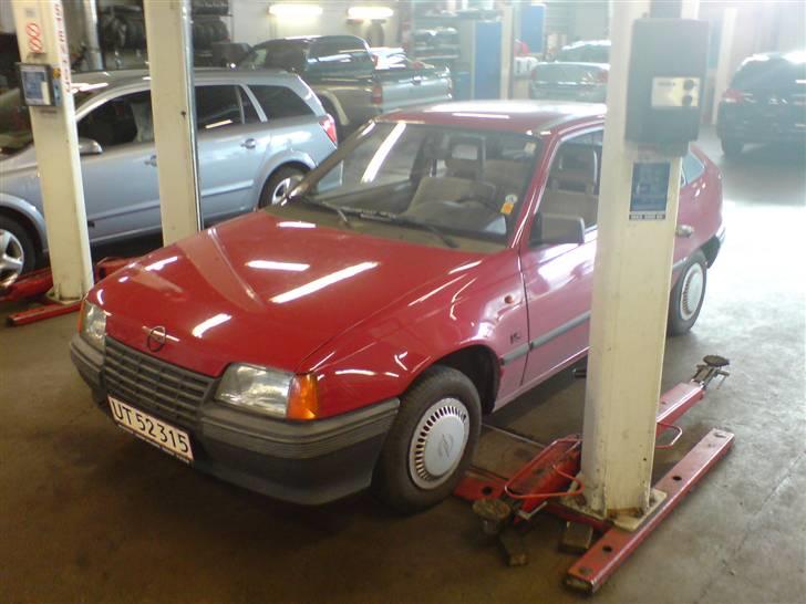 Opel Kadett 1.3 solgt billede 1