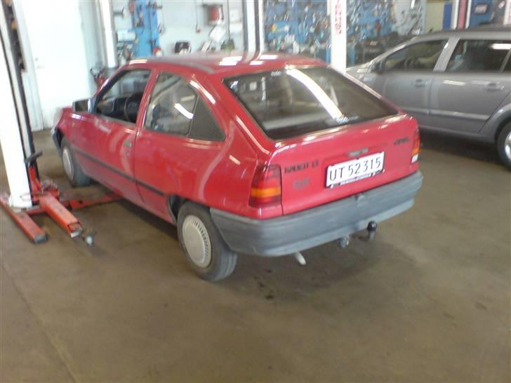 Opel Kadett 1.3 solgt billede 5