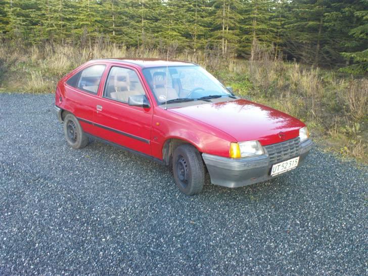 Opel Kadett 1.3 solgt billede 6