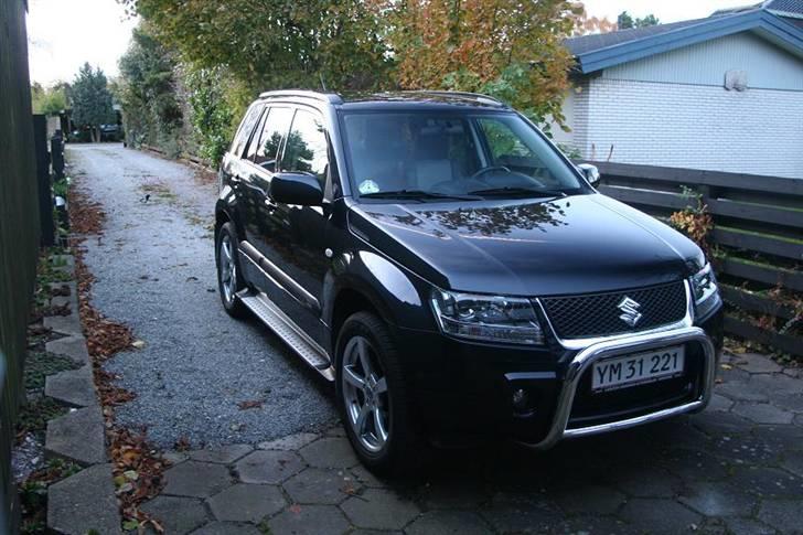 Suzuki Grand Vitara 2.0 Glx billede 1