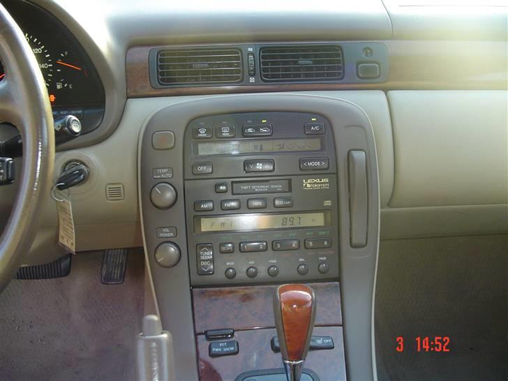 Lexus SC 400 billede 8