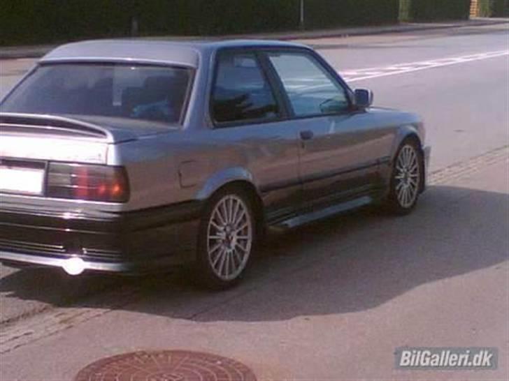 BMW E30 325iA Magard-BBS billede 1