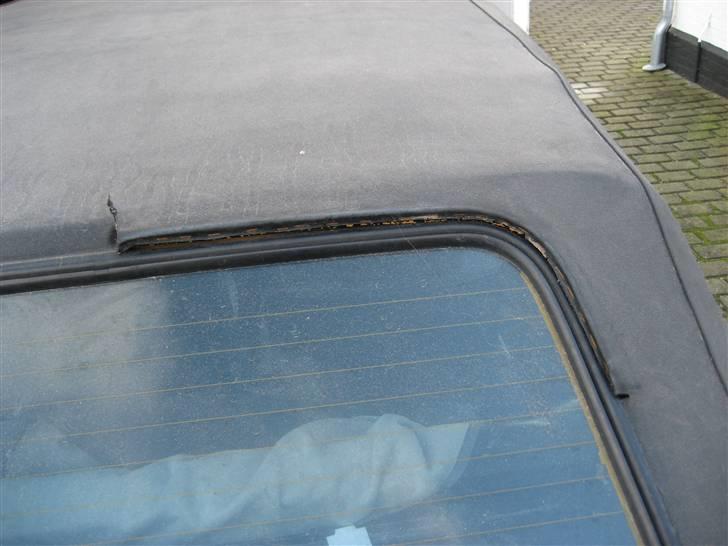 VW Golf 1 cabriolet - det der kalechen er revnet billede 3