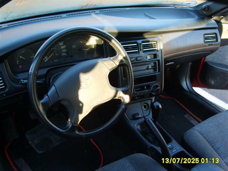 Toyota Carina E  Død - Nu med orginalt lædderrat med airbag billede 9