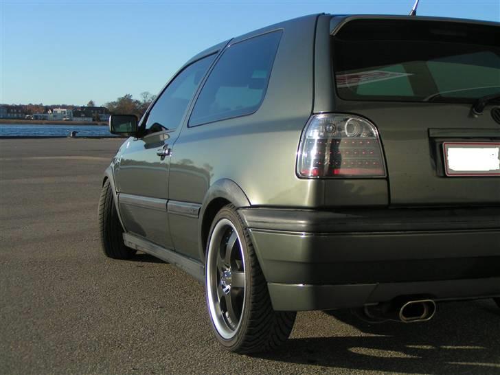 VW GOLF GTI "efterlyst" billede 2