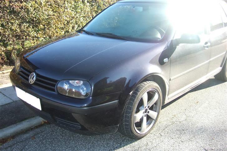 VW Golf 4 (SOLGT) billede 2