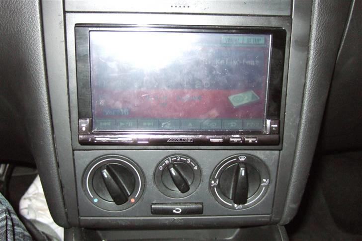 VW Golf 4 (SOLGT) billede 6