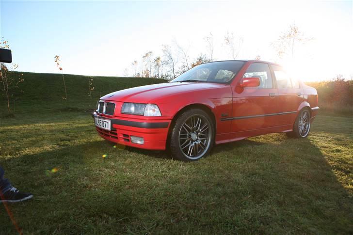 BMW 325i E36, Solgt billede 1