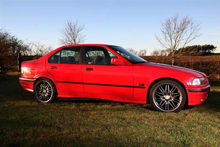 BMW 325i E36, Solgt billede 3