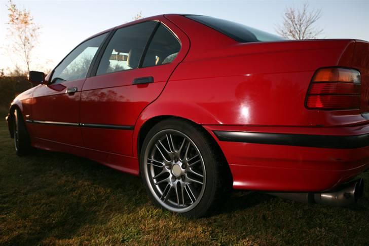 BMW 325i E36, Solgt billede 7