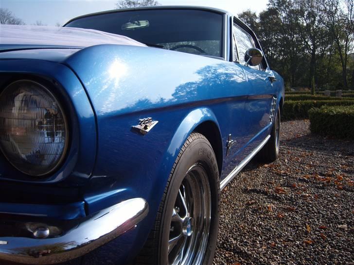 Ford mustang (bilen er solgt) billede 12