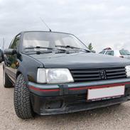 Peugeot 205 GTi        solgt