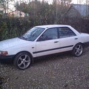 Mazda 323 1991 SKROTTET