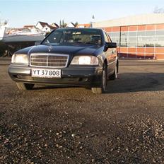 Mercedes Benz [SOLGT] W202 C 250  D 
