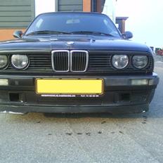 BMW 320i Touring E30 *SOLGT*