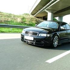 Audi A4**$OLGT**
