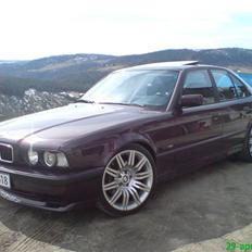 BMW E34 550 TURBO. 1249HK