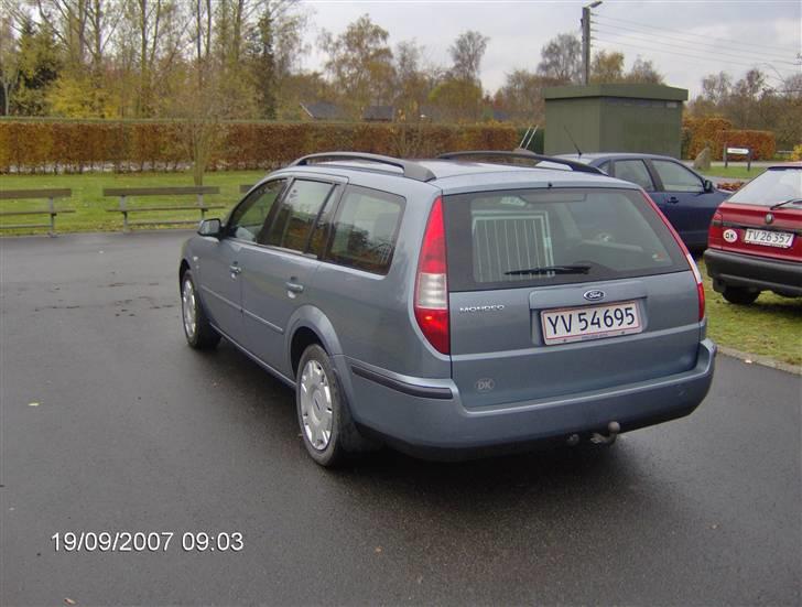 Ford Mondeo Stc. Solgt. - Ja så var der lige et billede til af den lille Mondeo... billede 7