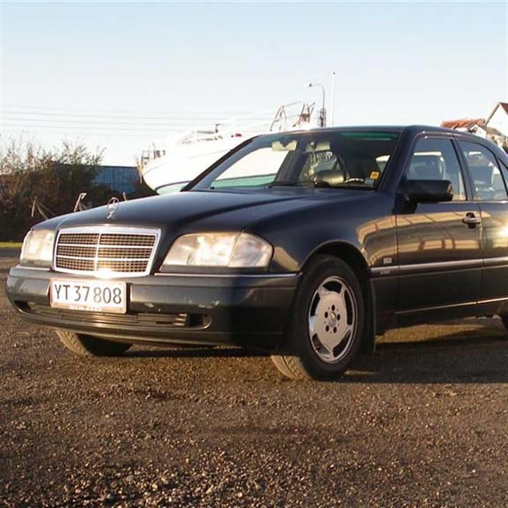 Mercedes Benz [SOLGT] W202 C 250  D  - Stjernebilen W202 C250 Elegance billede 1