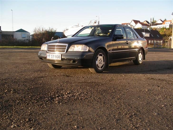 Mercedes Benz [SOLGT] W202 C 250  D  billede 3