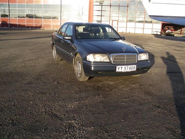 Mercedes Benz [SOLGT] W202 C 250  D  billede 9