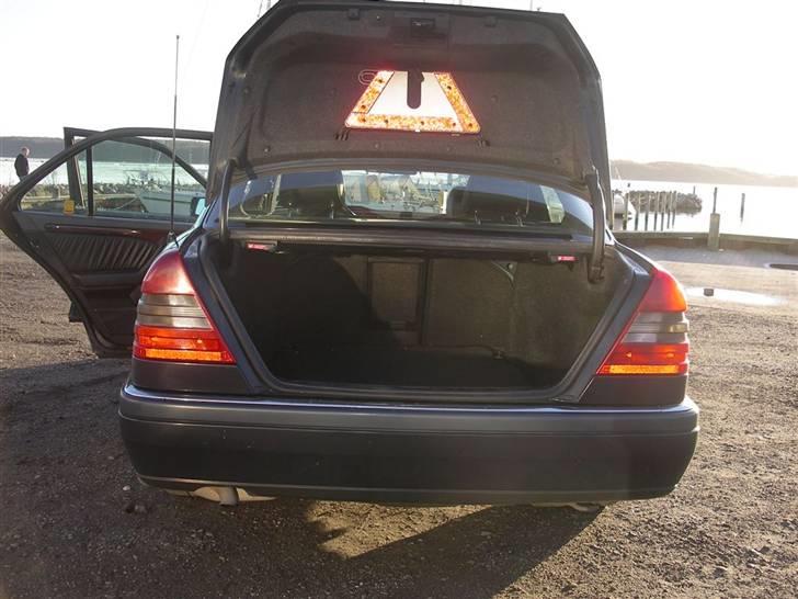 Mercedes Benz [SOLGT] W202 C 250  D  billede 19