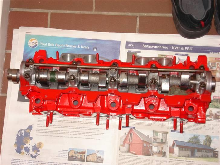 Peugeot 205 GTi        solgt - Bearbejder topstykke. Ny malet og klar til at blive samlet. Lækkert! billede 6